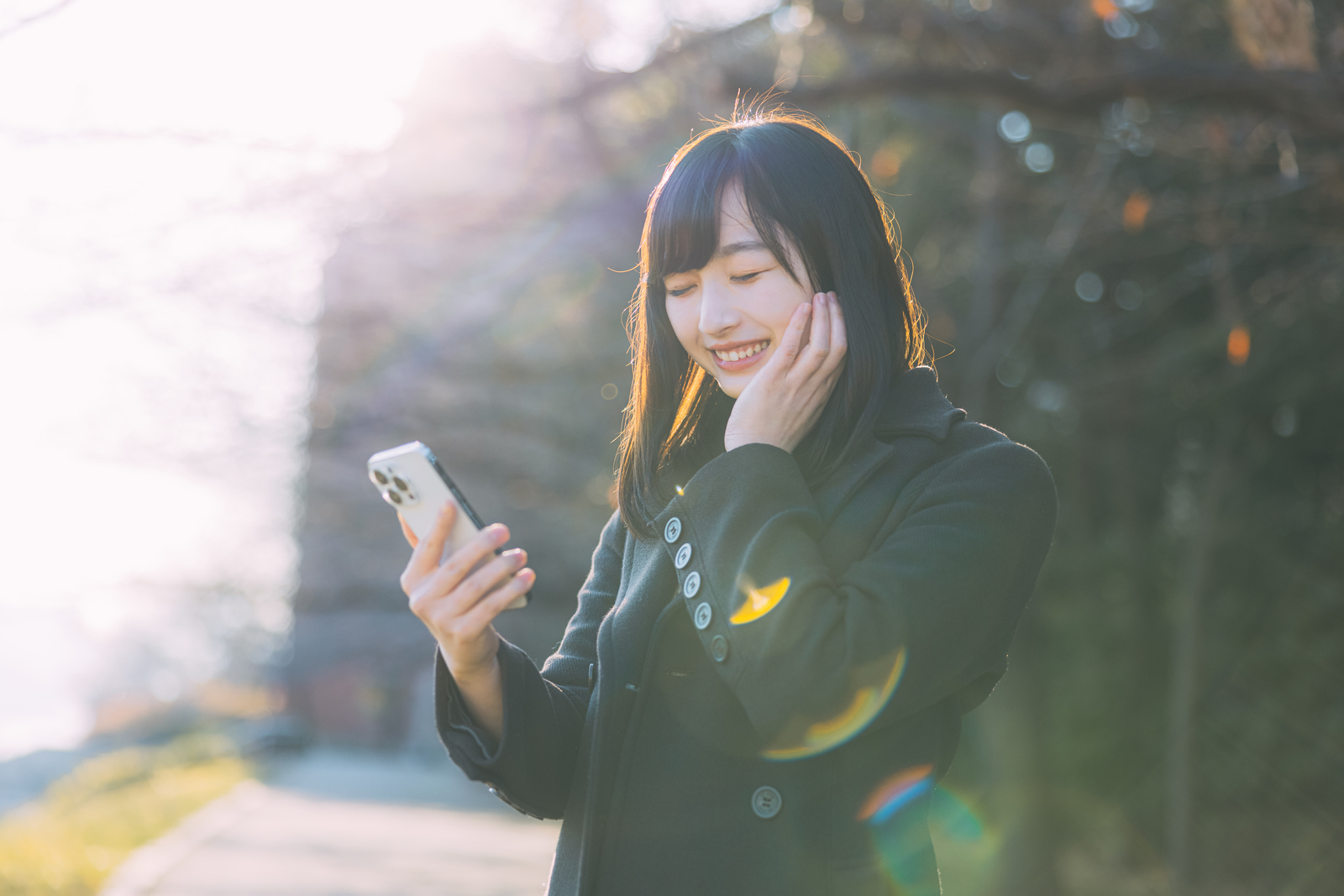 笑顔の女性