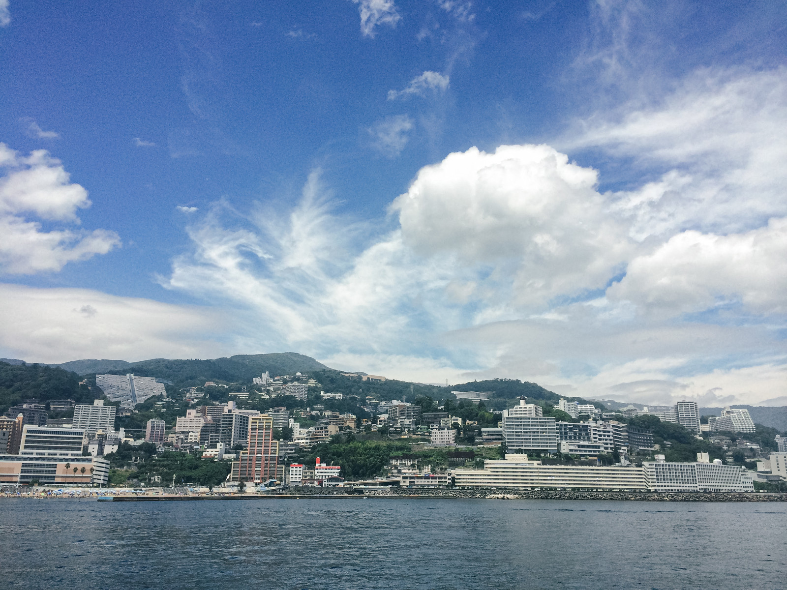 熱海の海岸